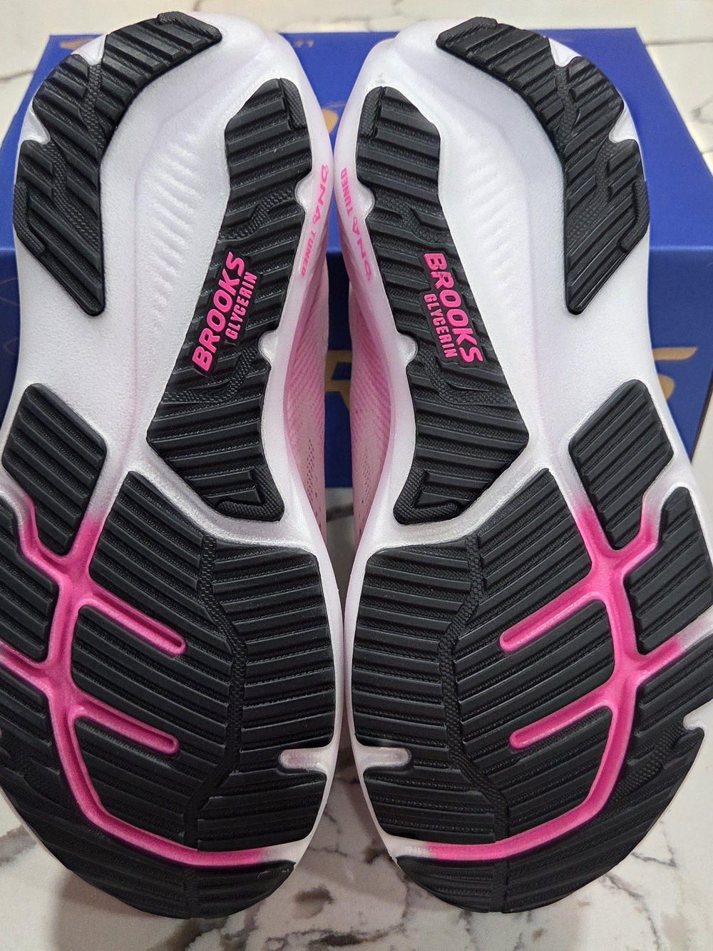 Brooks Women's Running Shoes in Pink, Black, White - Picture 7 of 9
